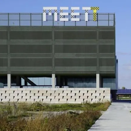 Apartamento Charming One Bedroom Apartment, - Pres Des Commerces Et Tram Fibre Wifi, Airbus Meet Super Location