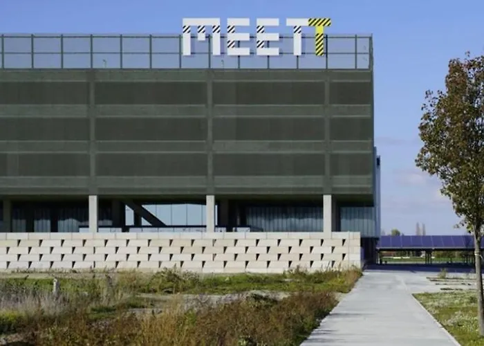 Appartement Charming One Bedroom Apartment, - Pres Des Commerces Et Tram Fibre Wifi, Airbus Meet Super Location